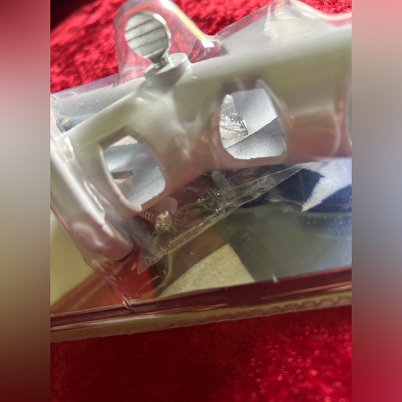 Flag Pole Bracket - Picture 4 of 8